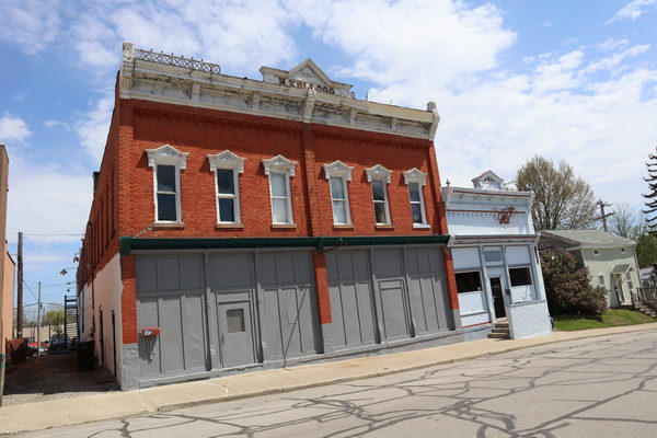 Hudson - May 2021 Photo (newer photo)